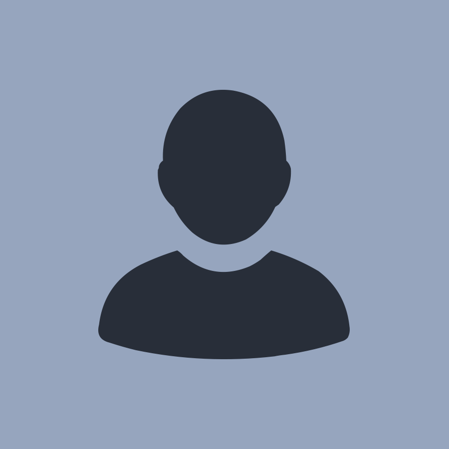 Photo of Arezoo Rezvani